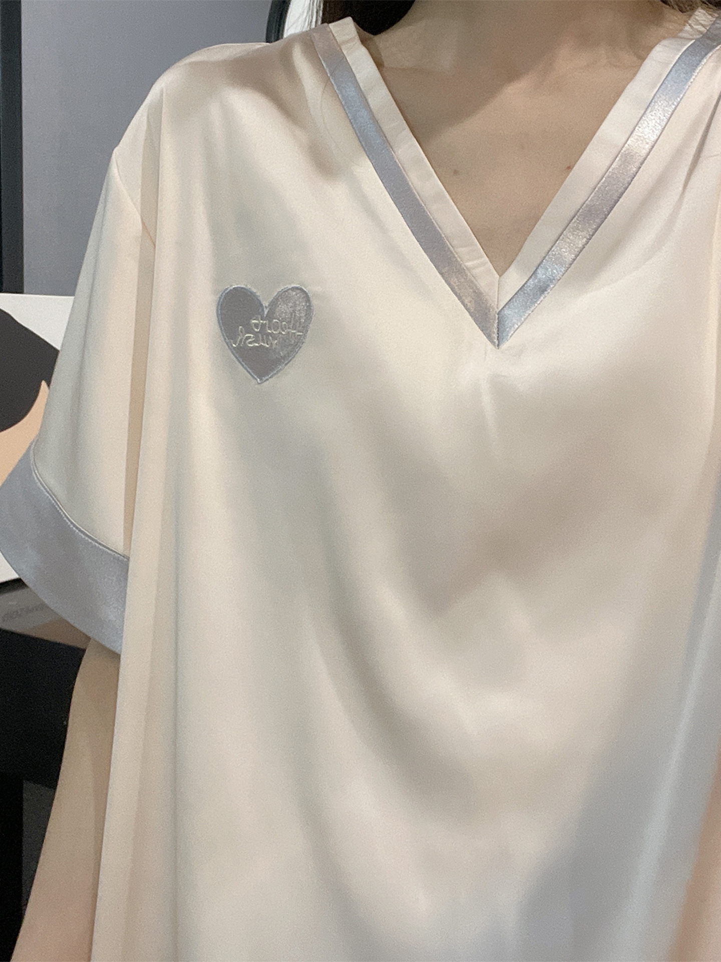 Summer Short-Sleeved Silk Thin Three-Piece Suit Ice Silk Pajamas for Women to Wear Outside Large Size Cool Spring & Fall Home Clothes