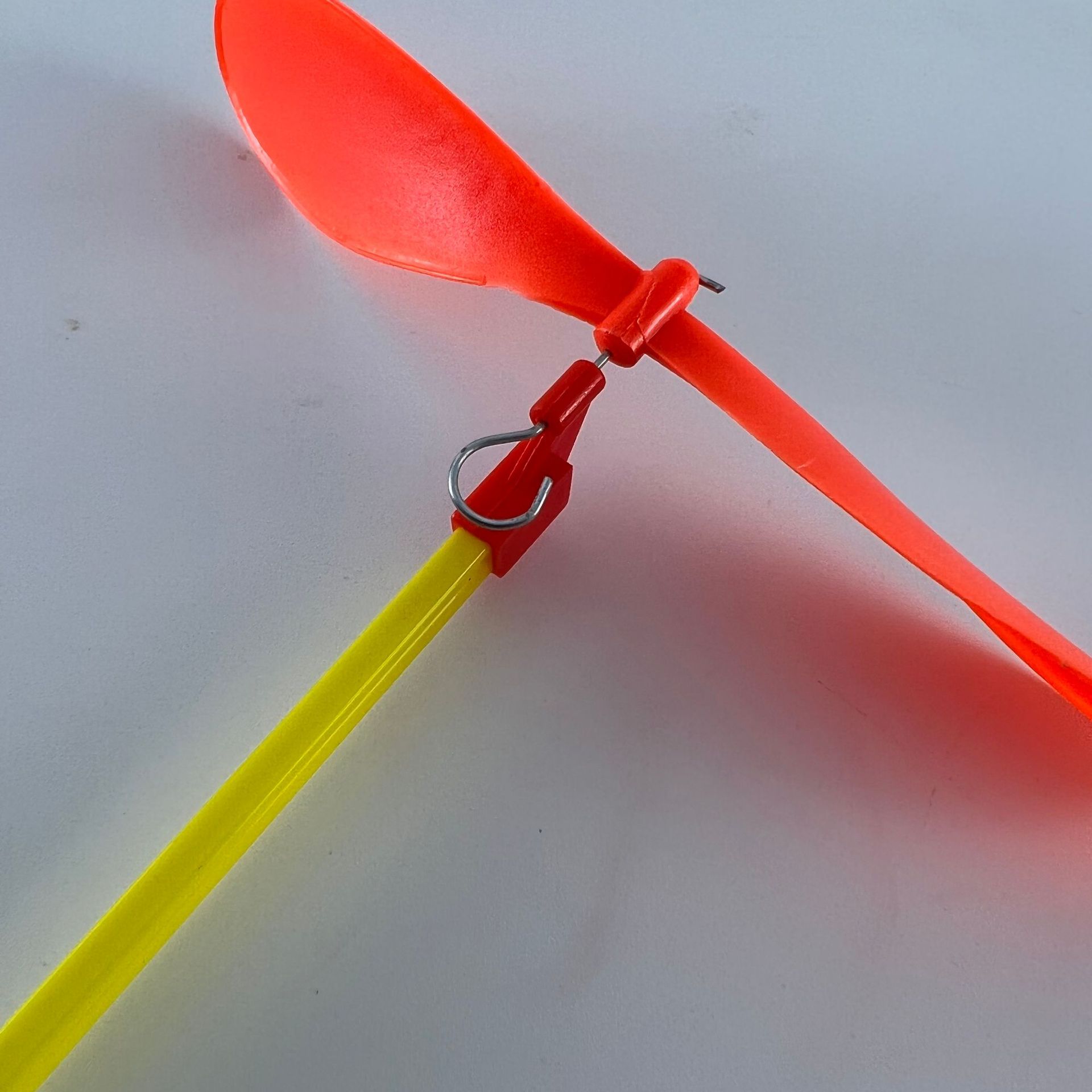 Aerospace students learn to make aviation aircraft model materials accessories propeller gliding helicopter hemp blades