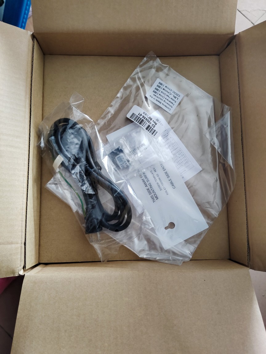 Коммутатор Cisco Ws-C2960L-16Ts-Ll 16 гигабитных Ethernet оригинальный подлинный