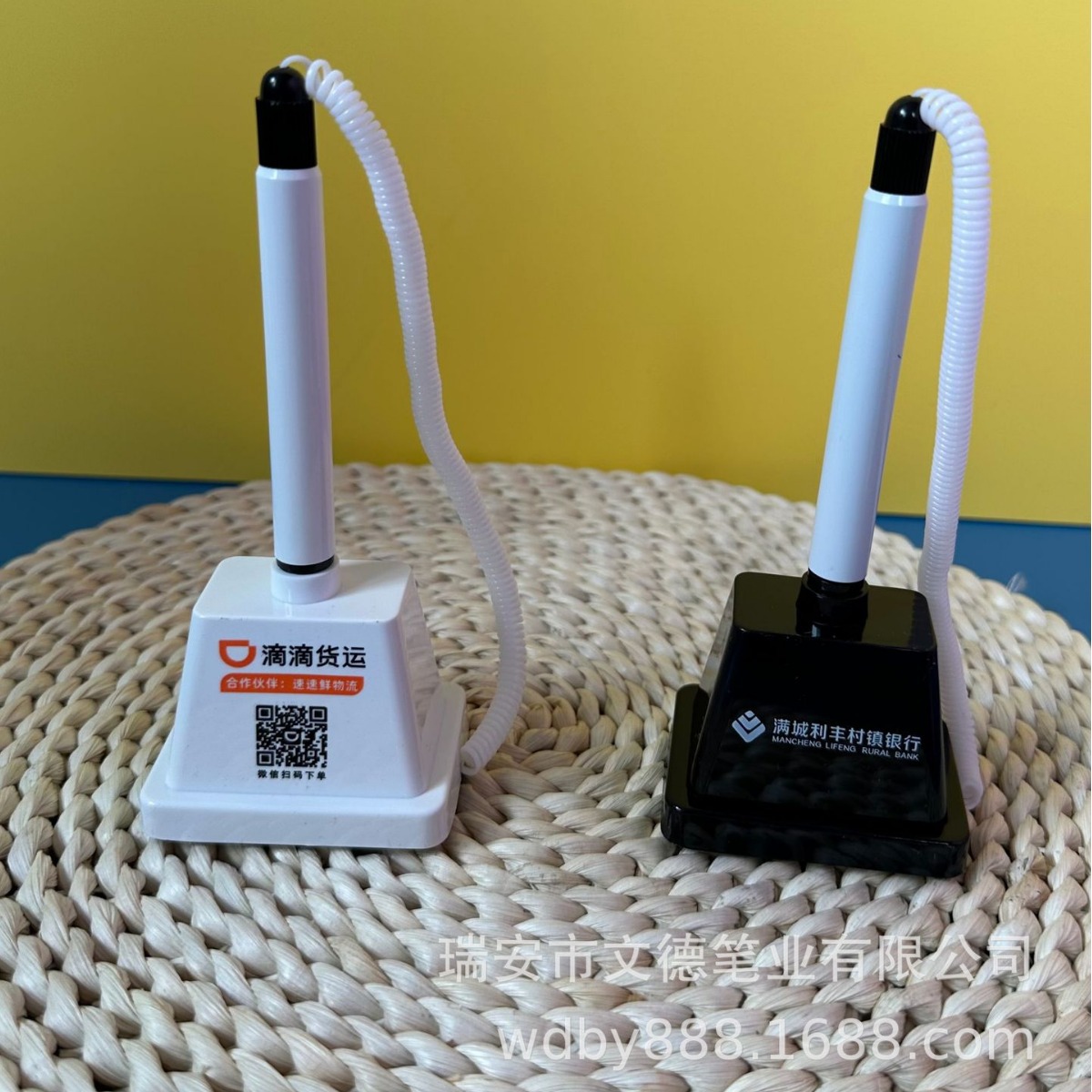 Square seat T012 factory wholesale bank counter pen window water-based pen fixed upright gel pen four-sided printing