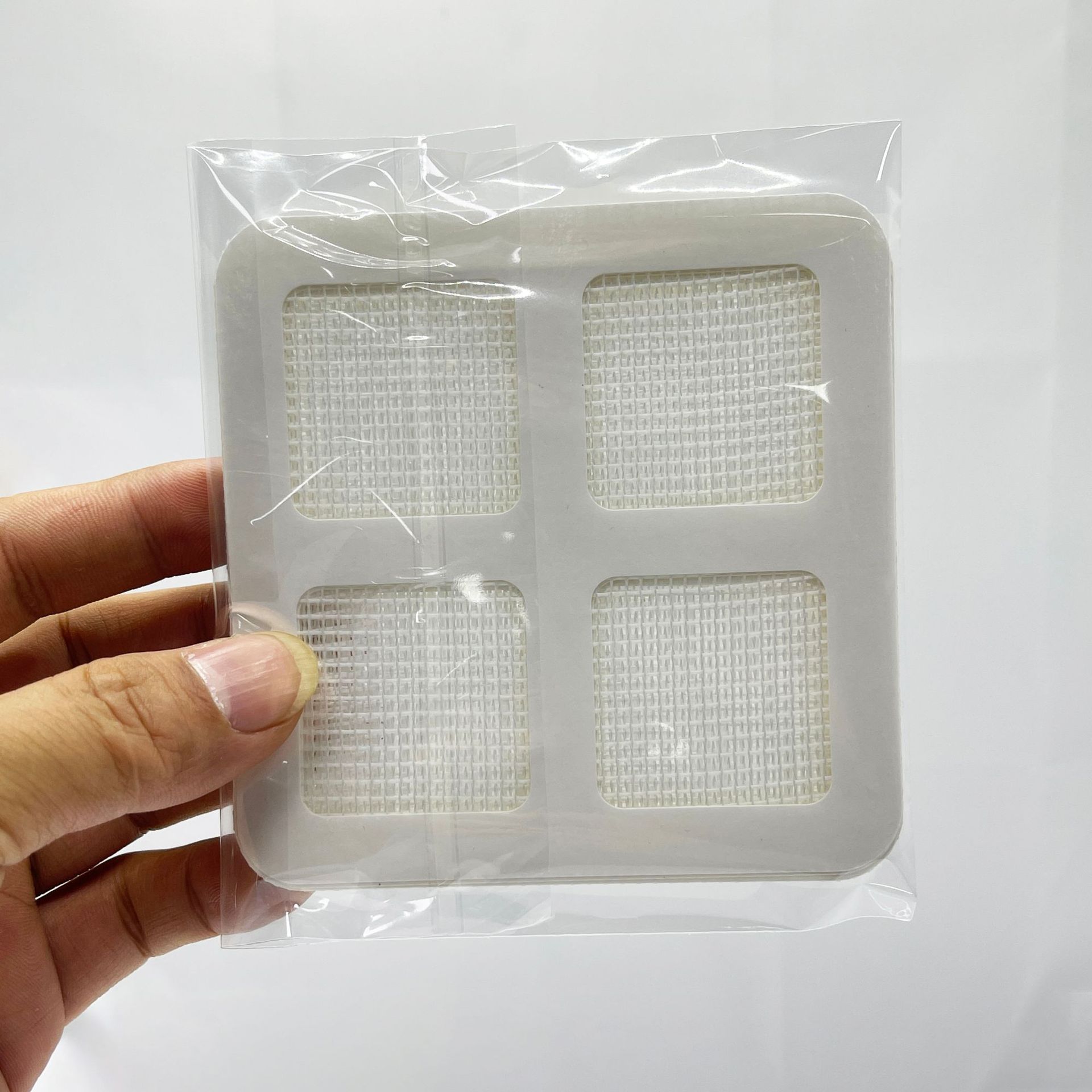 Cross-border White Tian Zi Ge Disposable Floor Drain Sticker Bathroom Floor Drain Hair Anti-blocking Artifact Floor Drain Sticker