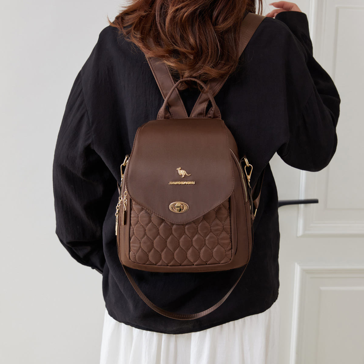 Spring and Summer Kangaroo Backpack for Women, Lightweight, Fashionable and Versatile, Multi-Functional Large-Capacity Casual Backpack for Women