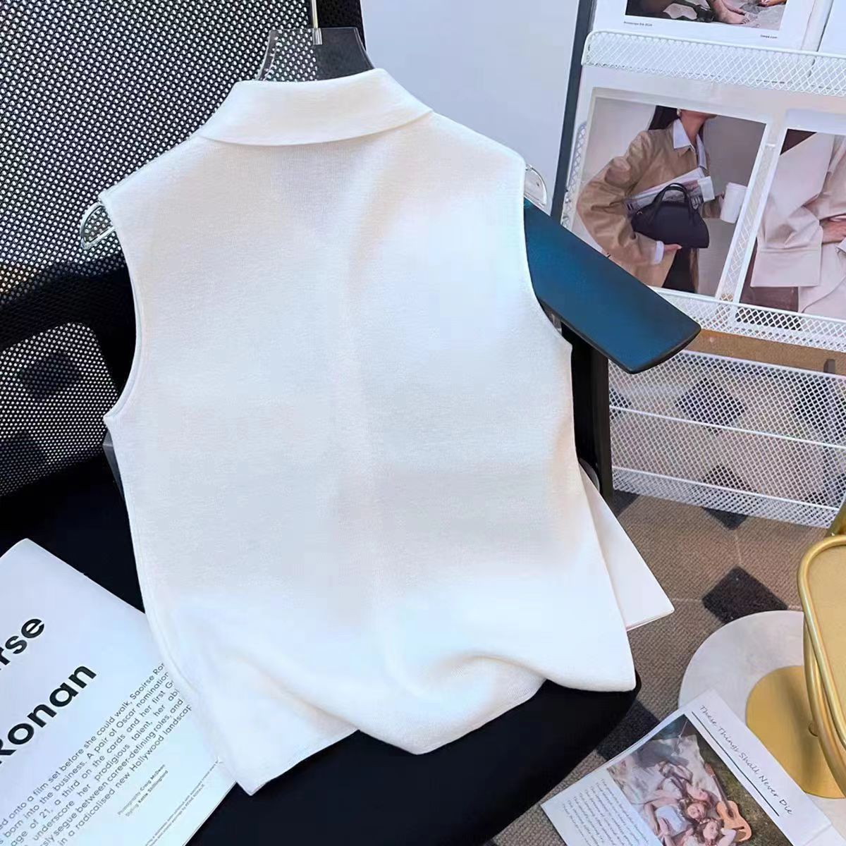 [Stacking Companion] Casual and Versatile New Sleeveless Knitted Lapel Inner Layering Cotton Vest