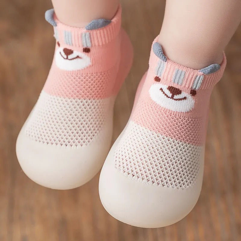Autumn and Summer New Piggy Baby Toddler Shoes Soft Sole Mesh Breathable Cartoon Cute Baby Floor Socks and Shoes Wholesale