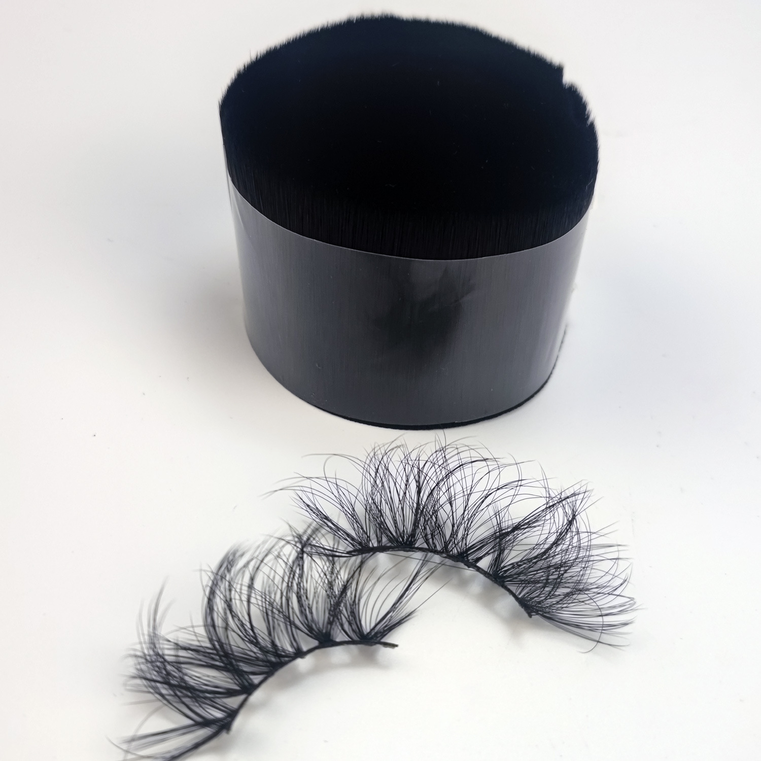 Manufacturer of False Eyelashes Uses Basf Domestic High Imitation Artificial Fiber Silk High Resilience Sharpened Hair Pbt Plastic Silk