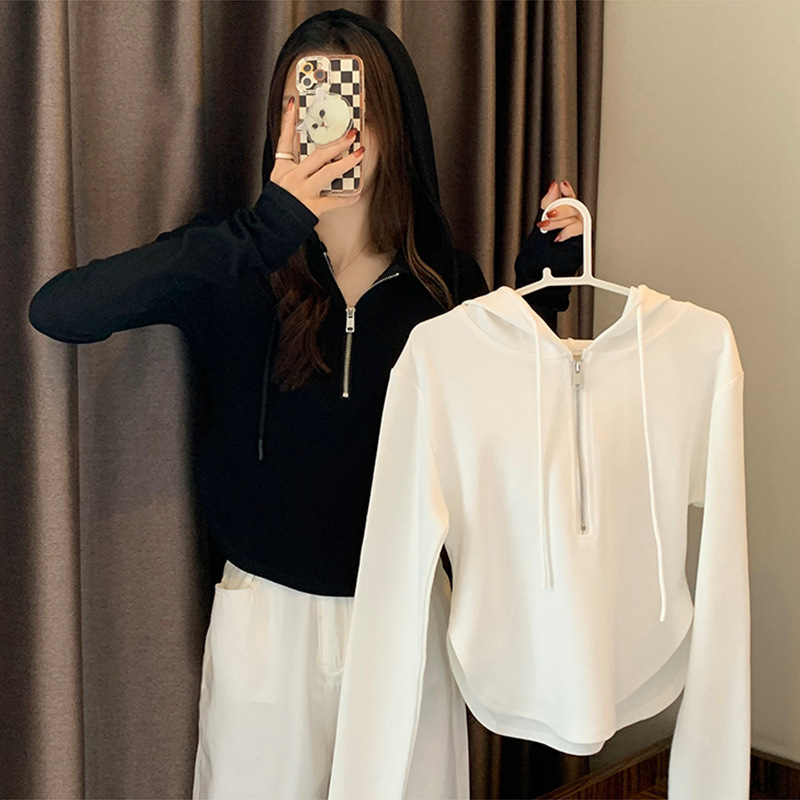 Дизайн Сенс Ниш 2025 Осень Новая Короткая Застежка Слимминг Тонкая Длинный Рукав Капюшон Толстовка Западный Стиль Женская