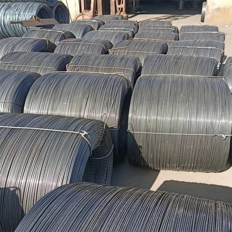 Q195 обычная низкоуглеродная стальная проволока холодной вытяжки различные спецификации гладкой железной проволоки/резьбовой проволоки для строительных работ