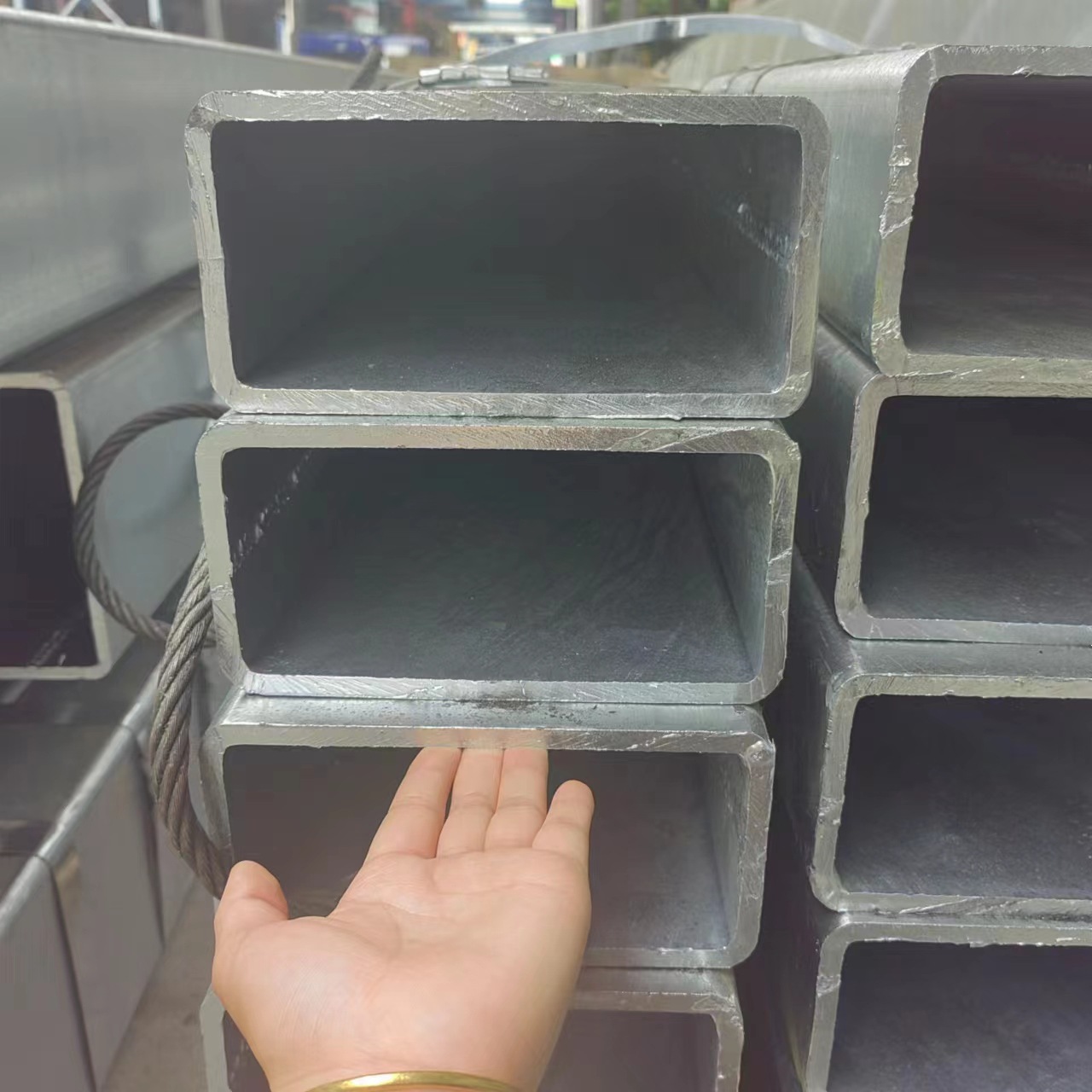 Guangdong Spot Square Tube 100*100 Rectangular Tube 50*100 Low Alloy Hollow Square Steel Tube Square Q235 Steel Pipe
