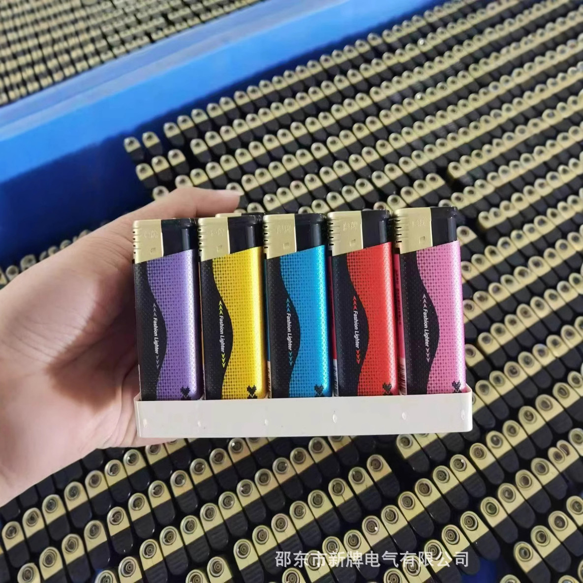 Factory direct Puma brand 319 straight blue flame lighter can be aerated cartoon fashion wrapping paper price concessions