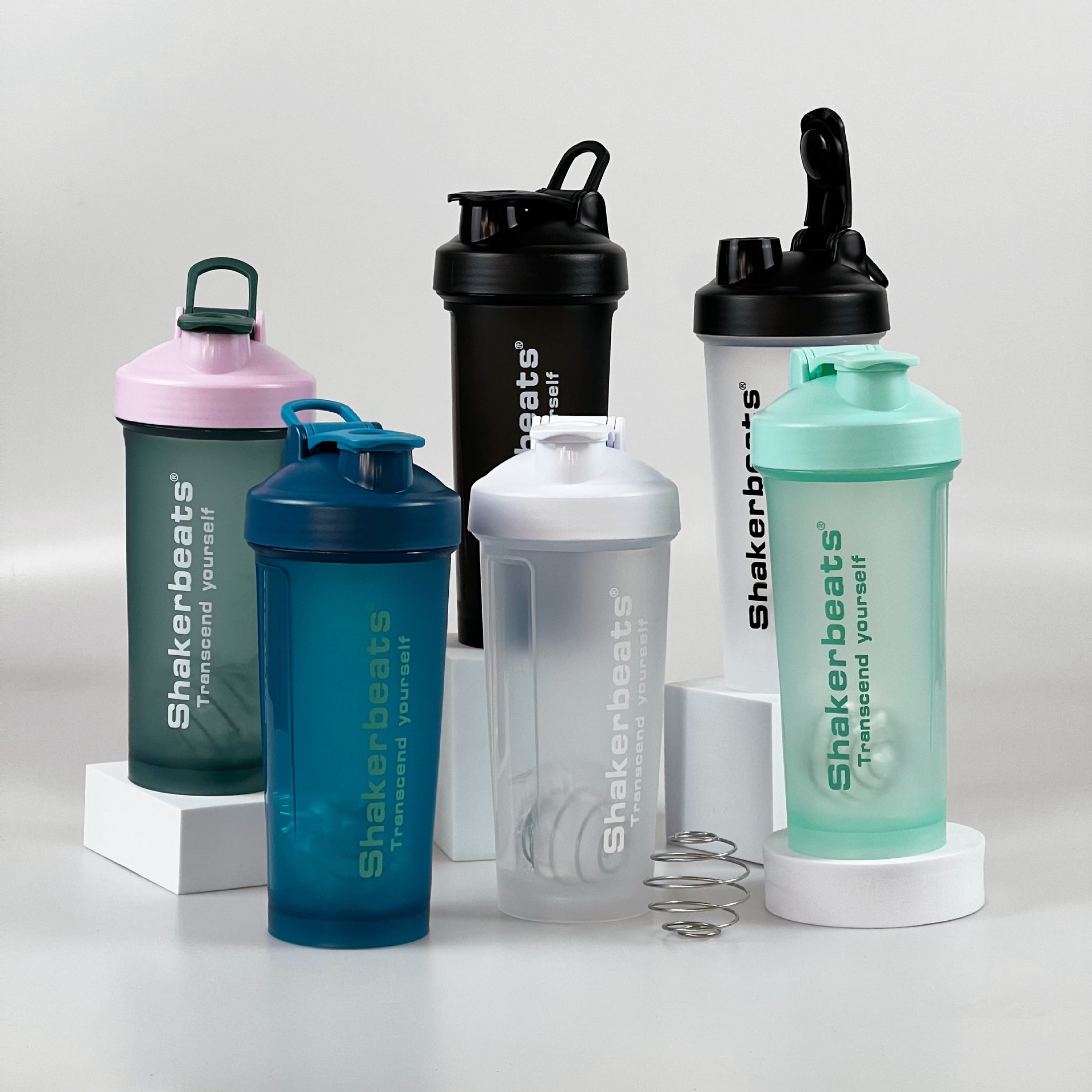 Shake Cup protein powder milkshake cup portable fitness sports Cup shake Cup logo factory direct supply plastic cup