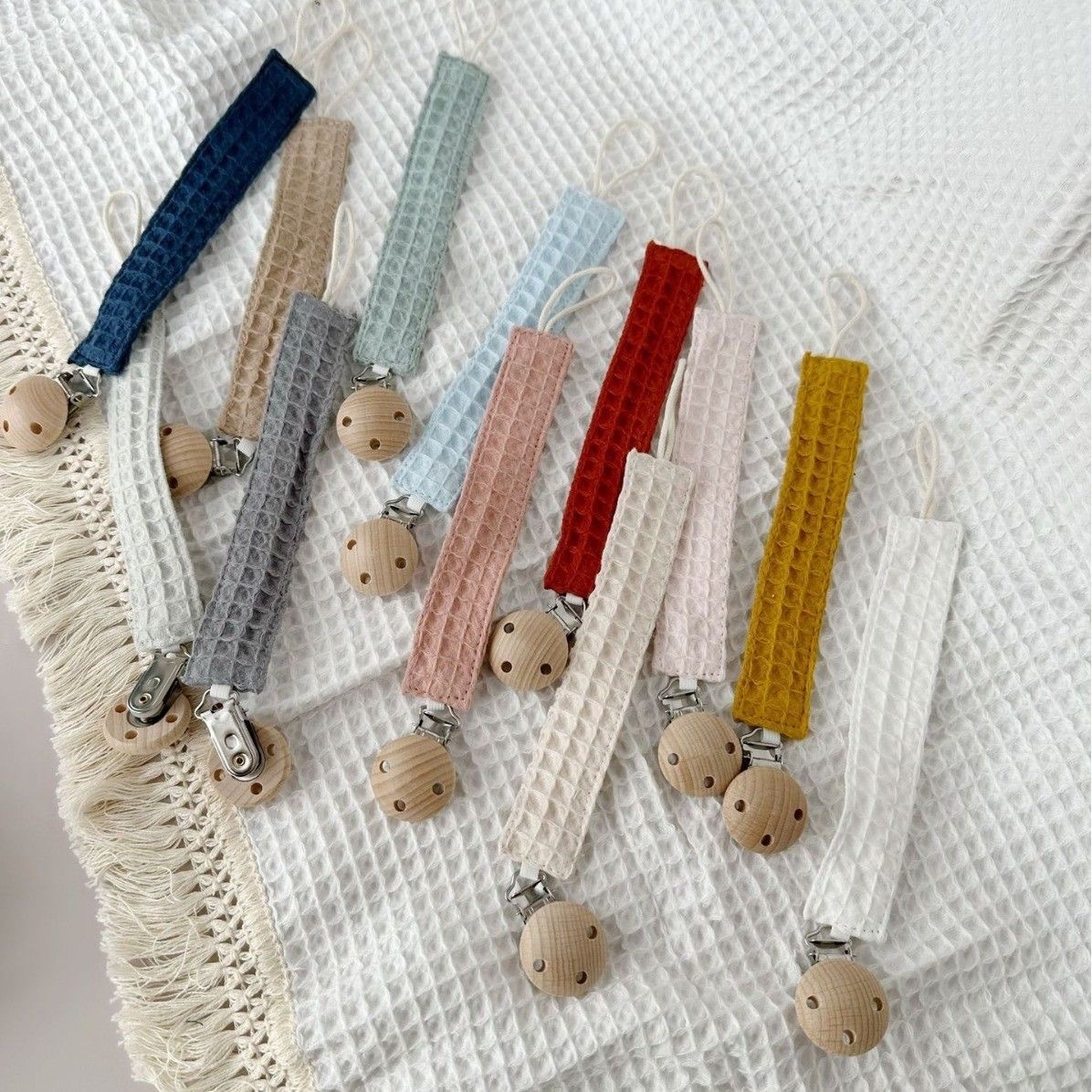 Ins Baby Pure Cotton Waffle Pacifier Chain Baby Teether Toy Anti-Falling Rope Buckle Beech Clip Pendant