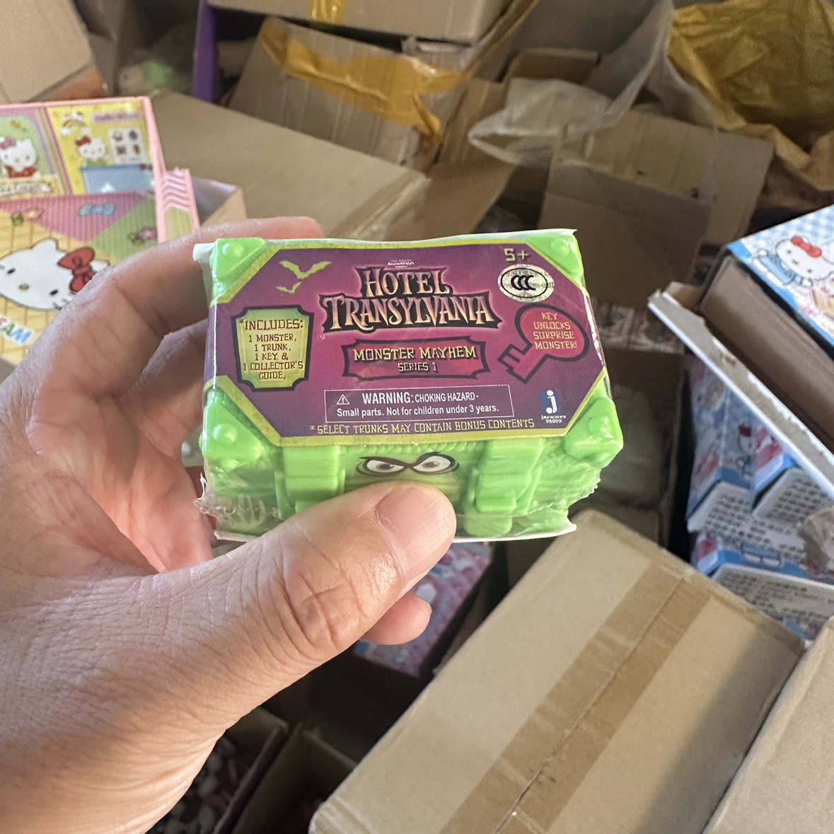 Genuine Original Package Elf Hotel Treasure Box with Key Blind Box Toy