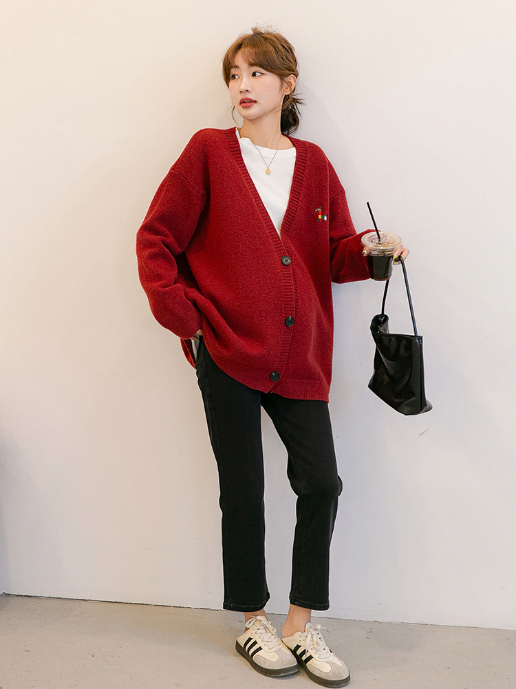 Autumn and Winter Pregnant Women's Fashion Korean Style Pregnant Women's Big Cardigan Coat Embroidered Pony Pregnant Women's Sweater Long Sleeve Coat Mid-length