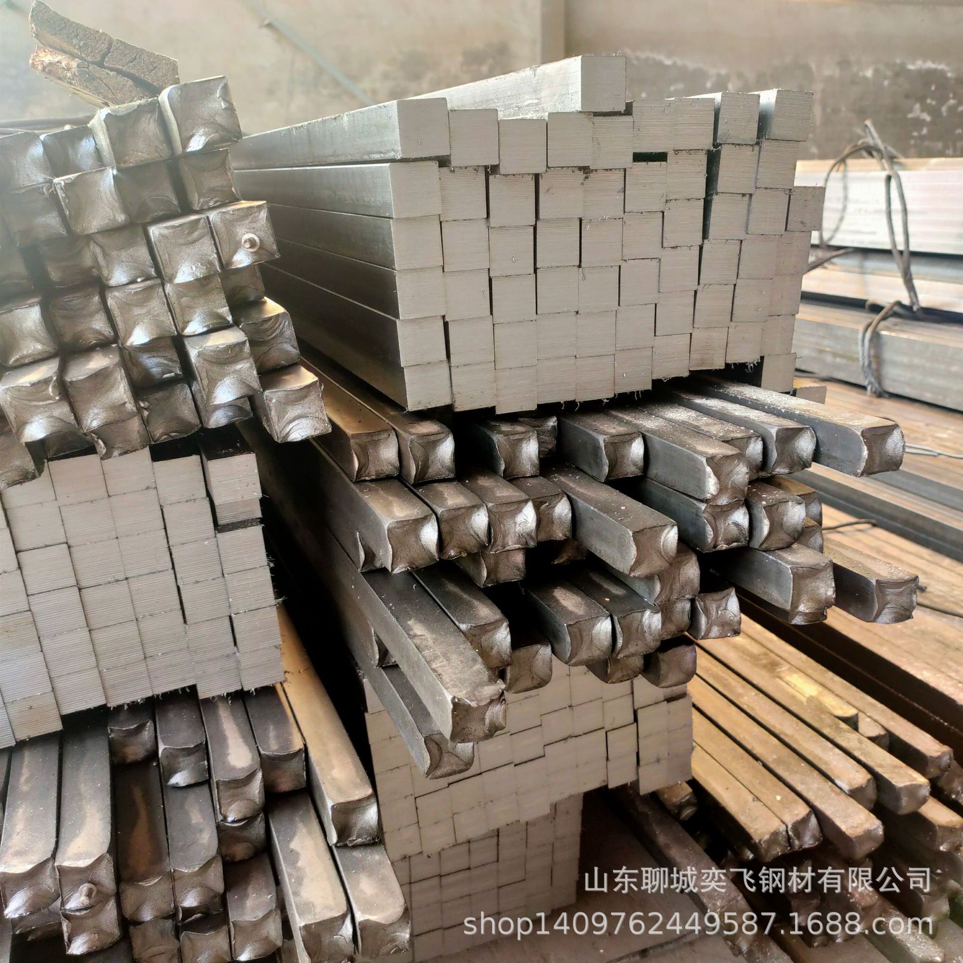 Цельная квадратная сталь, квадратная сталь на складе, производитель квадратной стали № 45, квадратная сталь по размеру