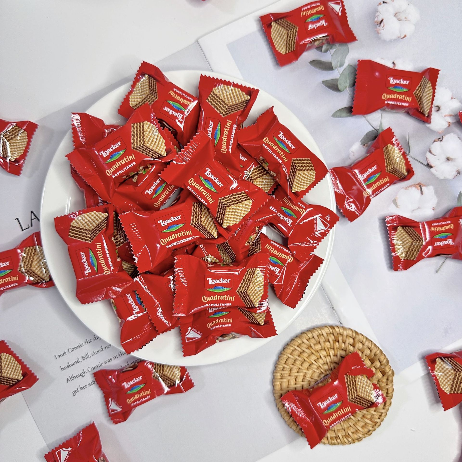 Итальянские вафли Loacker 3.5г, шоколад, праздничная коробка