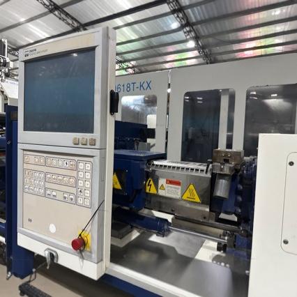 Продается Haitian Changfeya II, 40 тонн, машина для литья под давлением, хорошо установлена и отлажена