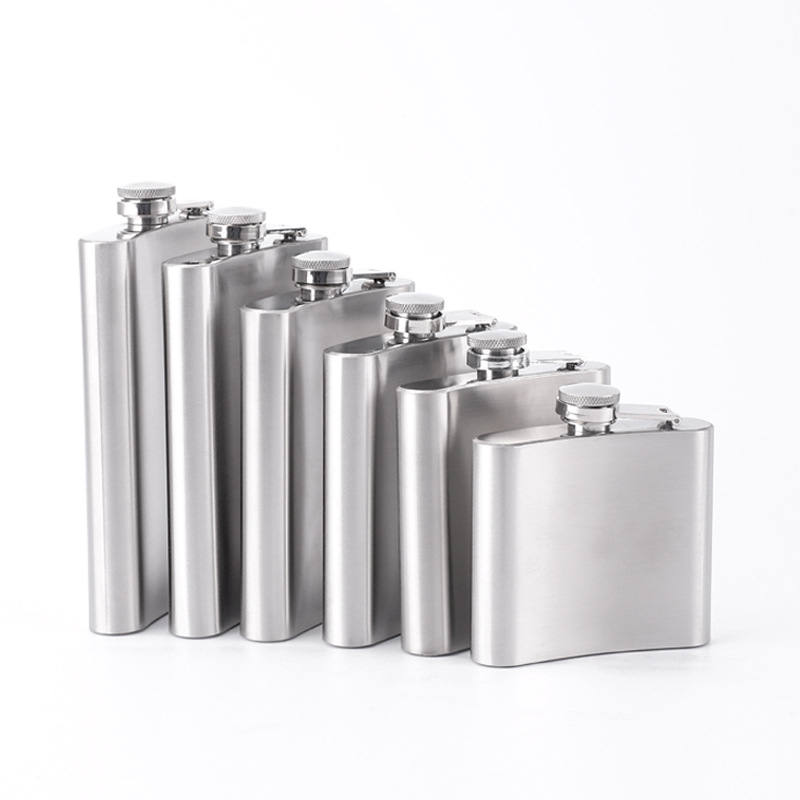 Amazon 1-10 oz stainless steel hip flask Russian portable outdoor paint natural color small hip flask wholesale