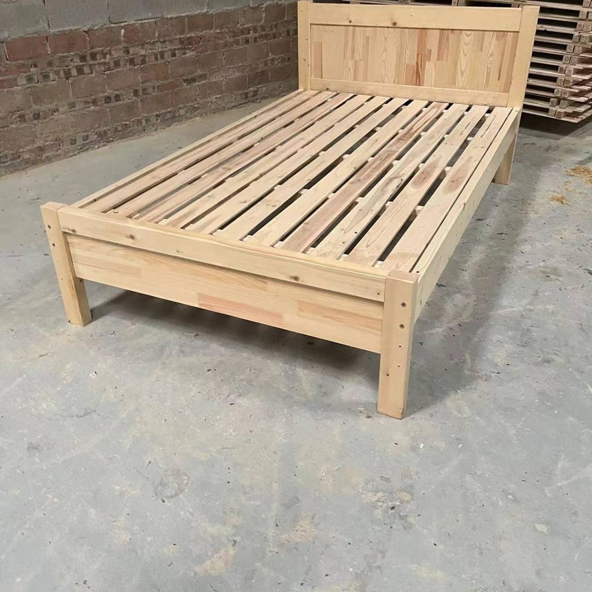 Wholesale modern simple pine double bed master bedroom dormitory rental hotel small apartment 1.2 meters single bed