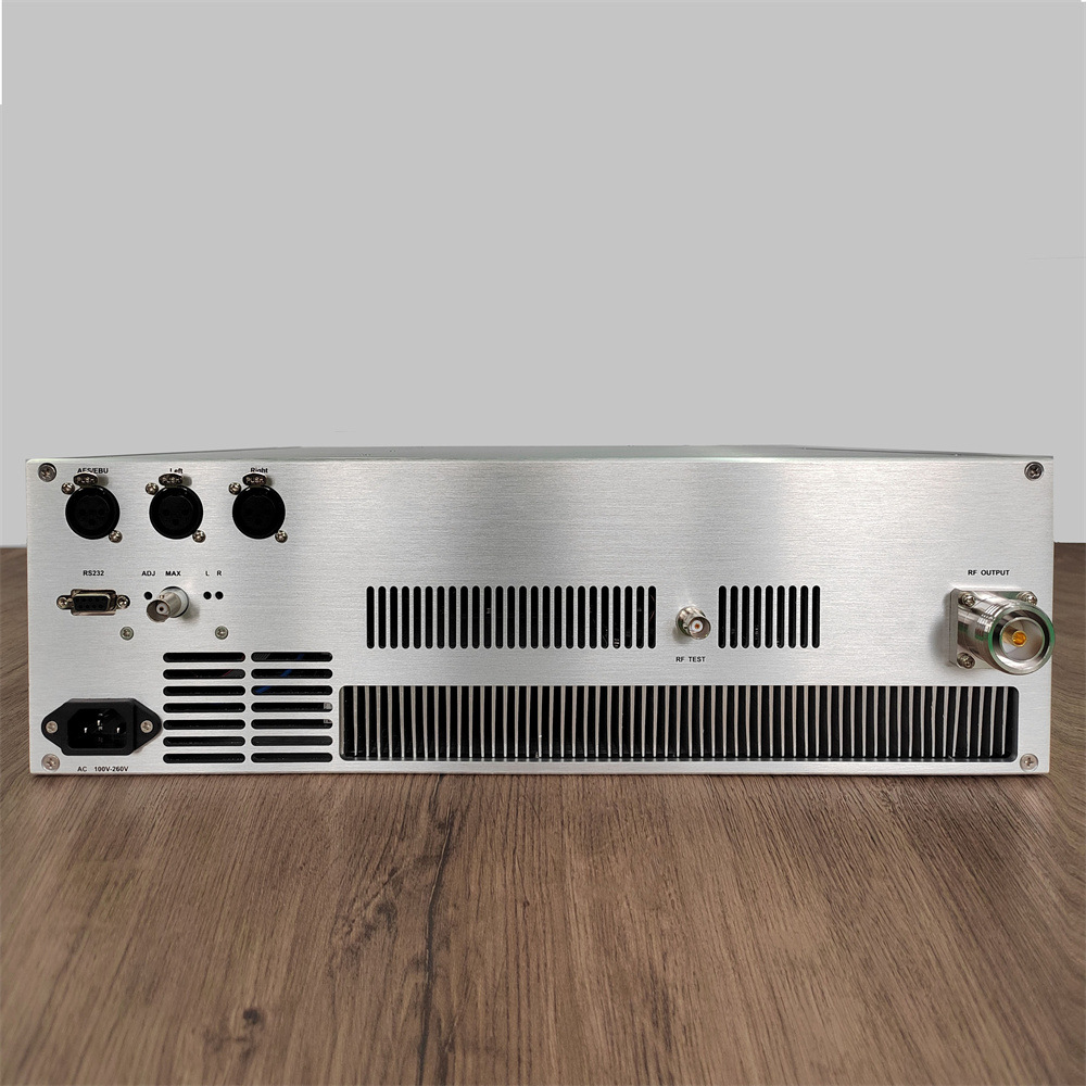 Professional Grade Fm Transmitter 2Kw Stereo Fm Broadcast Transmitter Fm Transmitter Radio Station Transmitter Equipment