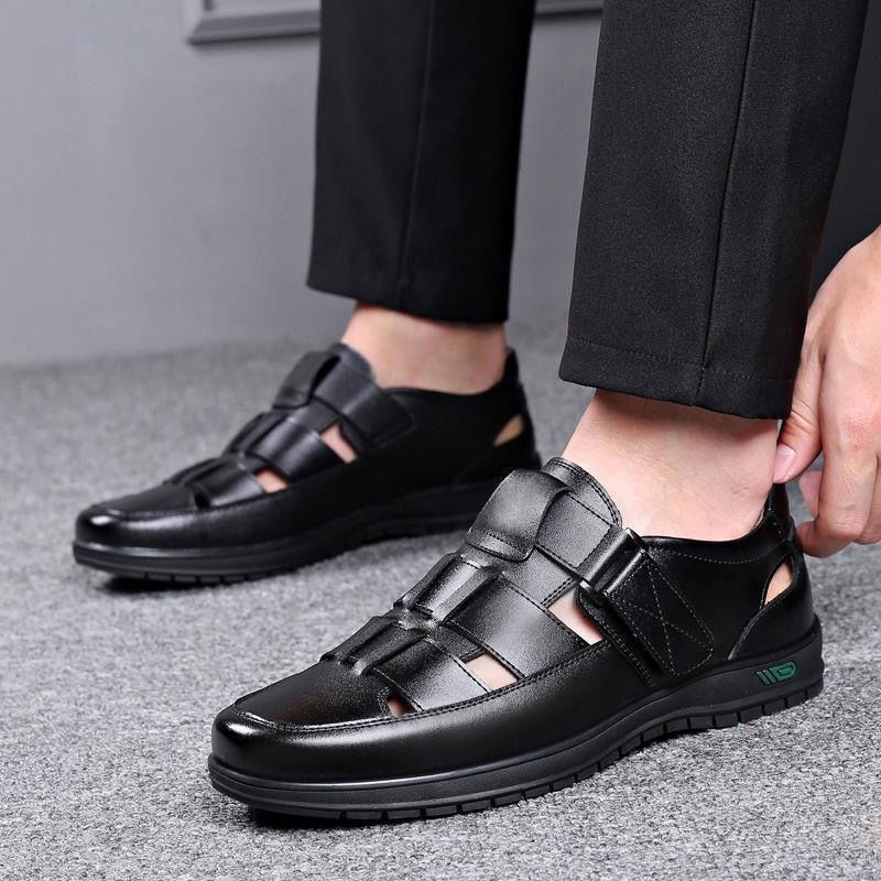 Summer Hollow Sandals Men Casual Breathable Soft Sole Soft Surface Hole Shoes Middle-aged Dad Shoes Wholesale Dropshipping