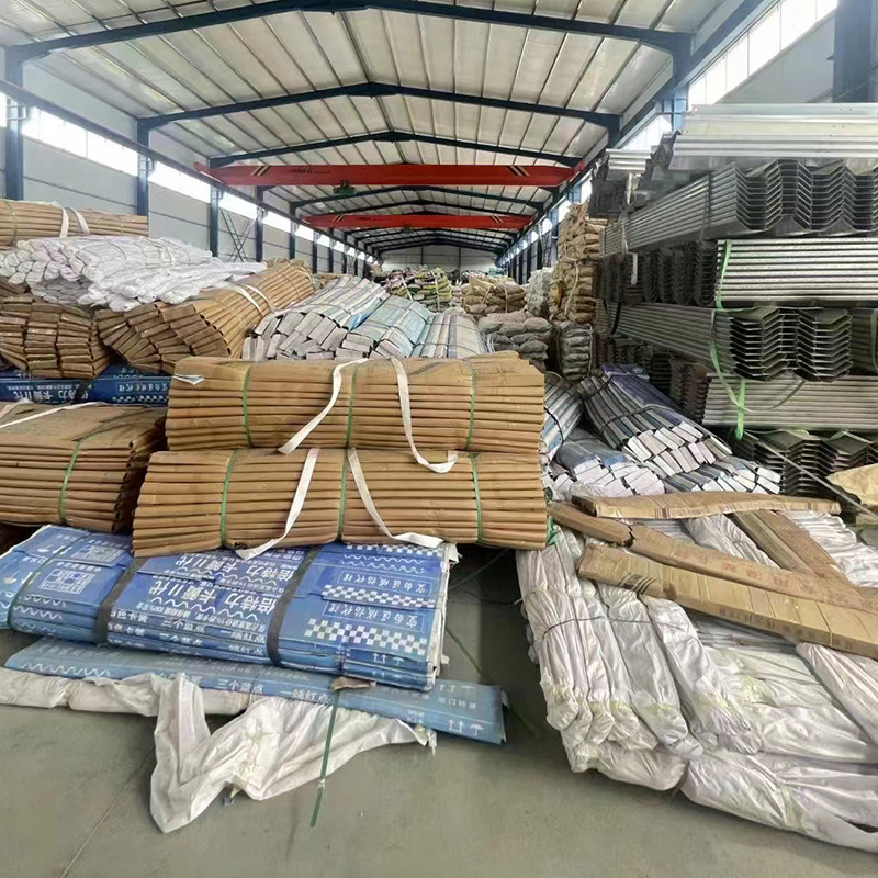 Greenhouse card slot greenhouse accessories hot galvanized windproof card slot dovetail film slot greenhouse film strip