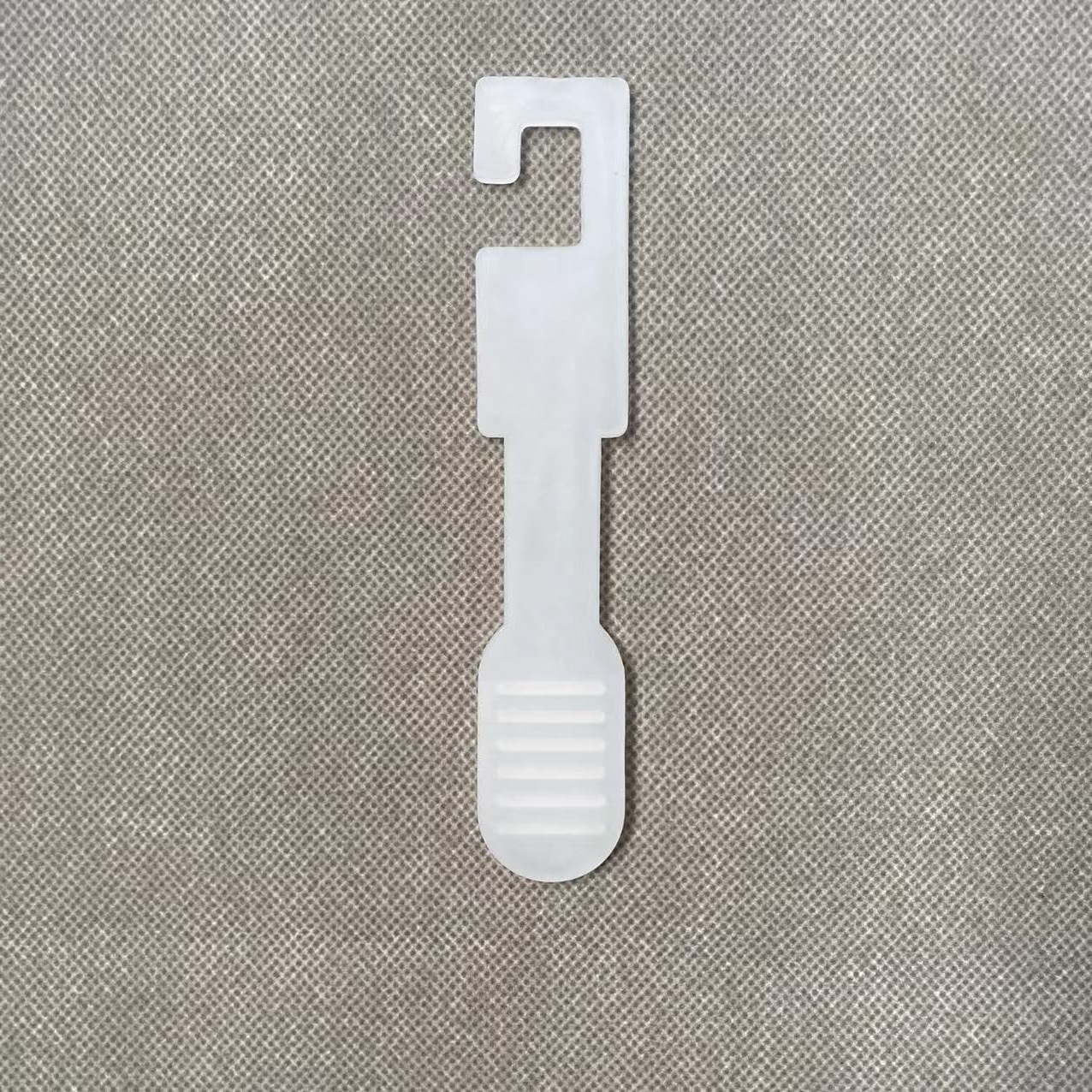 Plastic belt hook black PP belt hook accessories automatic buckle smooth buckle hook plastic buckle display