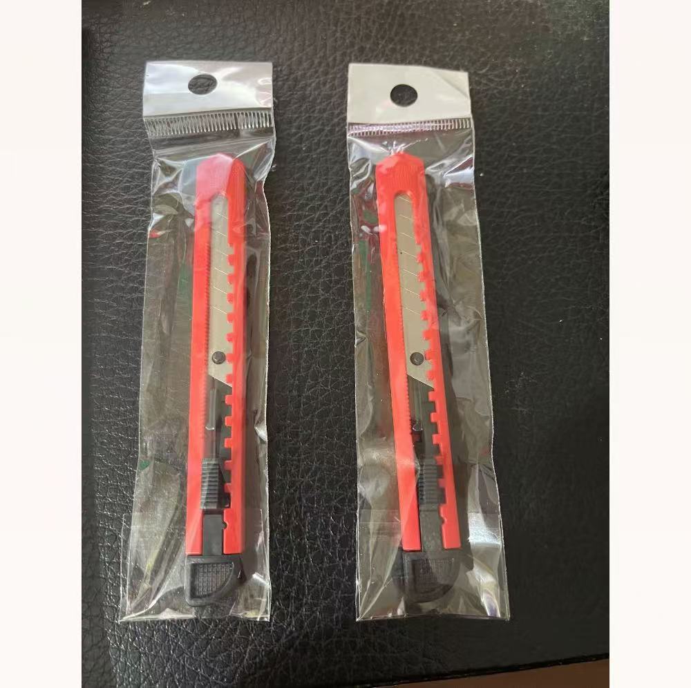 Small Utility Knife 9mm Utility Knife Manufacturer Bag Utility Knife Single Bag Packaging opp Bag