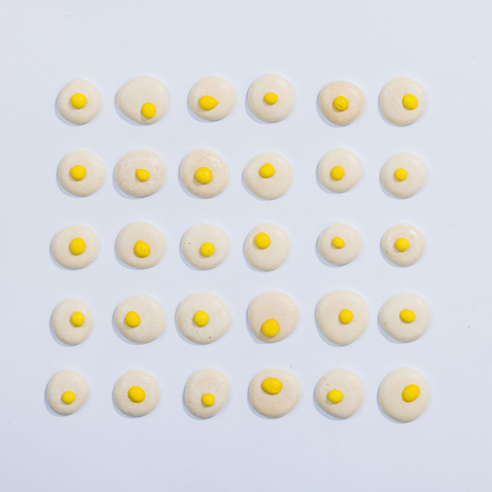 Pet Handmade Snack Goat's Milk Poached Egg Dissolved Bean Cat and Dog Universal Milk Fragrant Small Steamed Bread Small Pet Fat and Beautiful Hair