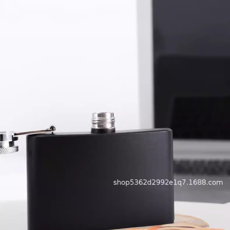 Cross-Border Wholesale Stainless Steel Flask Spray Black Matte Metal Lid Plastic Lid Supports Logo Color Box 8 Ounces