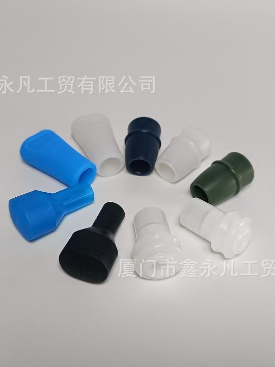 in stock Supply Food Grade Silicone Outdoor Drinking Water Bag Water Nozzle Multicolor Optional Outdoor Water Bag Silicone Water Nozzle