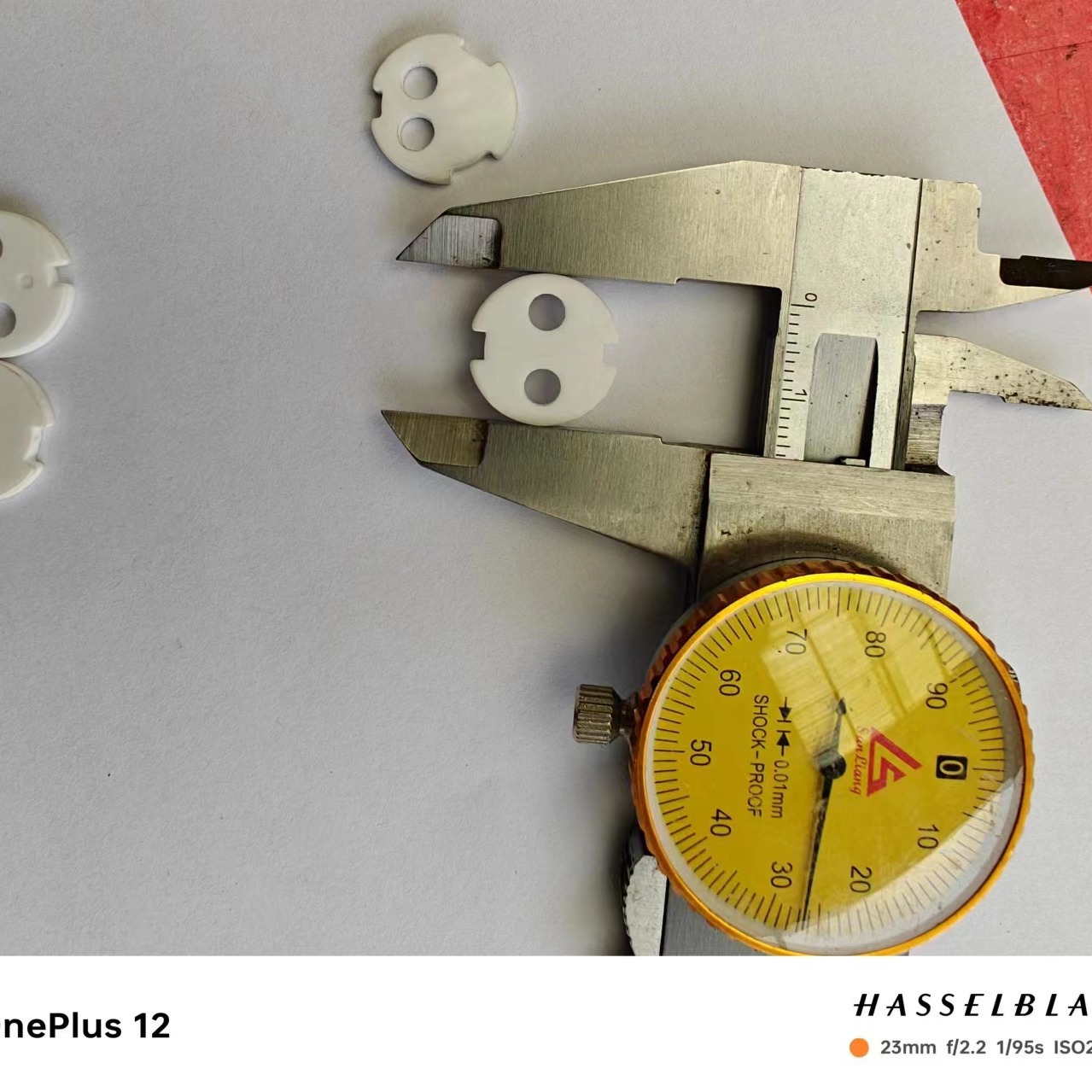 Smiley Face Switch Ceramic Piece Customized Production Fine Grinding Sealed Ceramic Production