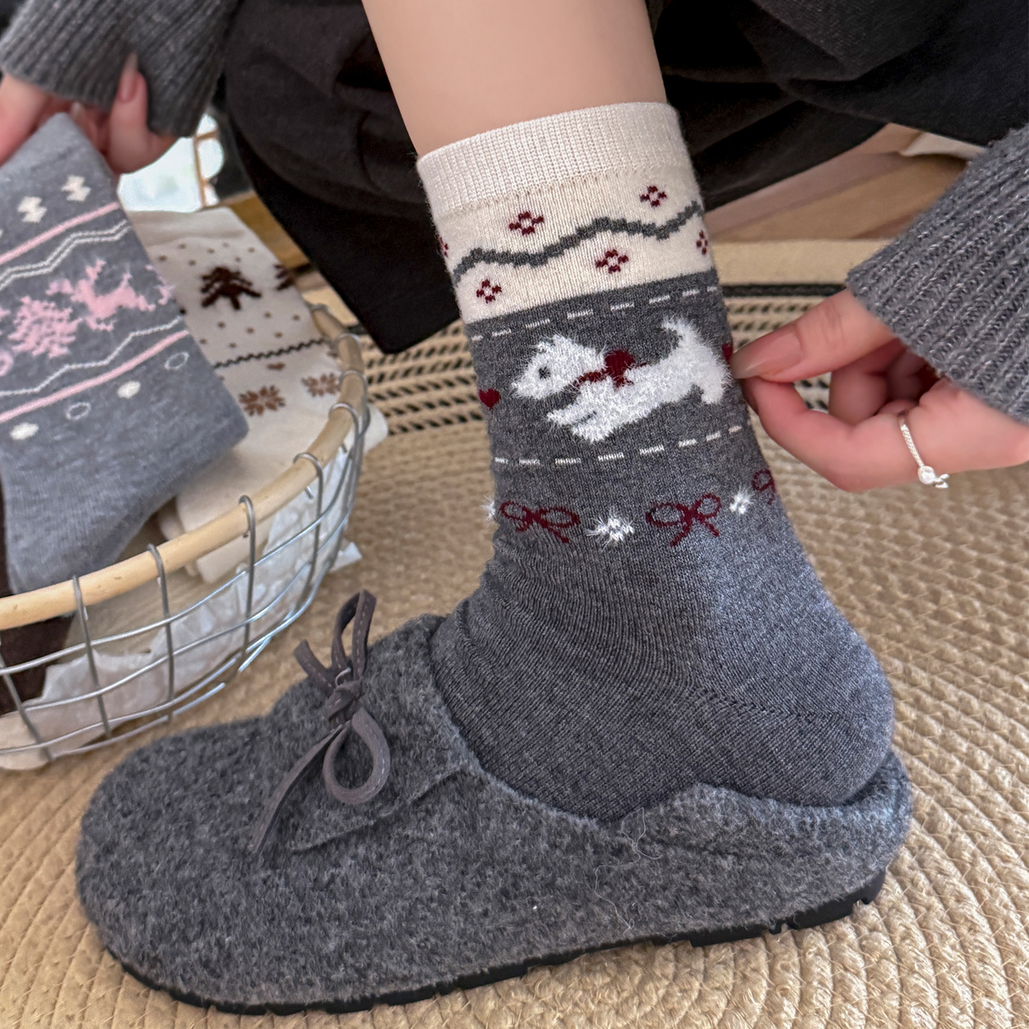 Fair Isle Puppy Socks for Women, Autumn and Winter Thickened Wool Socks, Mid-Calf Socks, Retro Women's Socks, Winter Warm Women's Long Socks