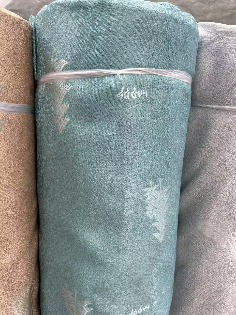 Inventory Clearance Sale of Southeast Asian Jacquard Curtain Fabric at Special Price, 3.2m Width Diamond Jacquard Fabric