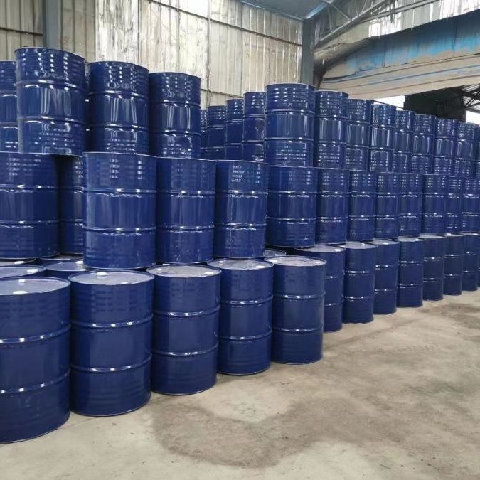 Manufacturer Wholesale Industrial White Oil No. 3 No. 5 No. 10 No. 15 No. 26 White Mineral Oil Lubricant White Oil