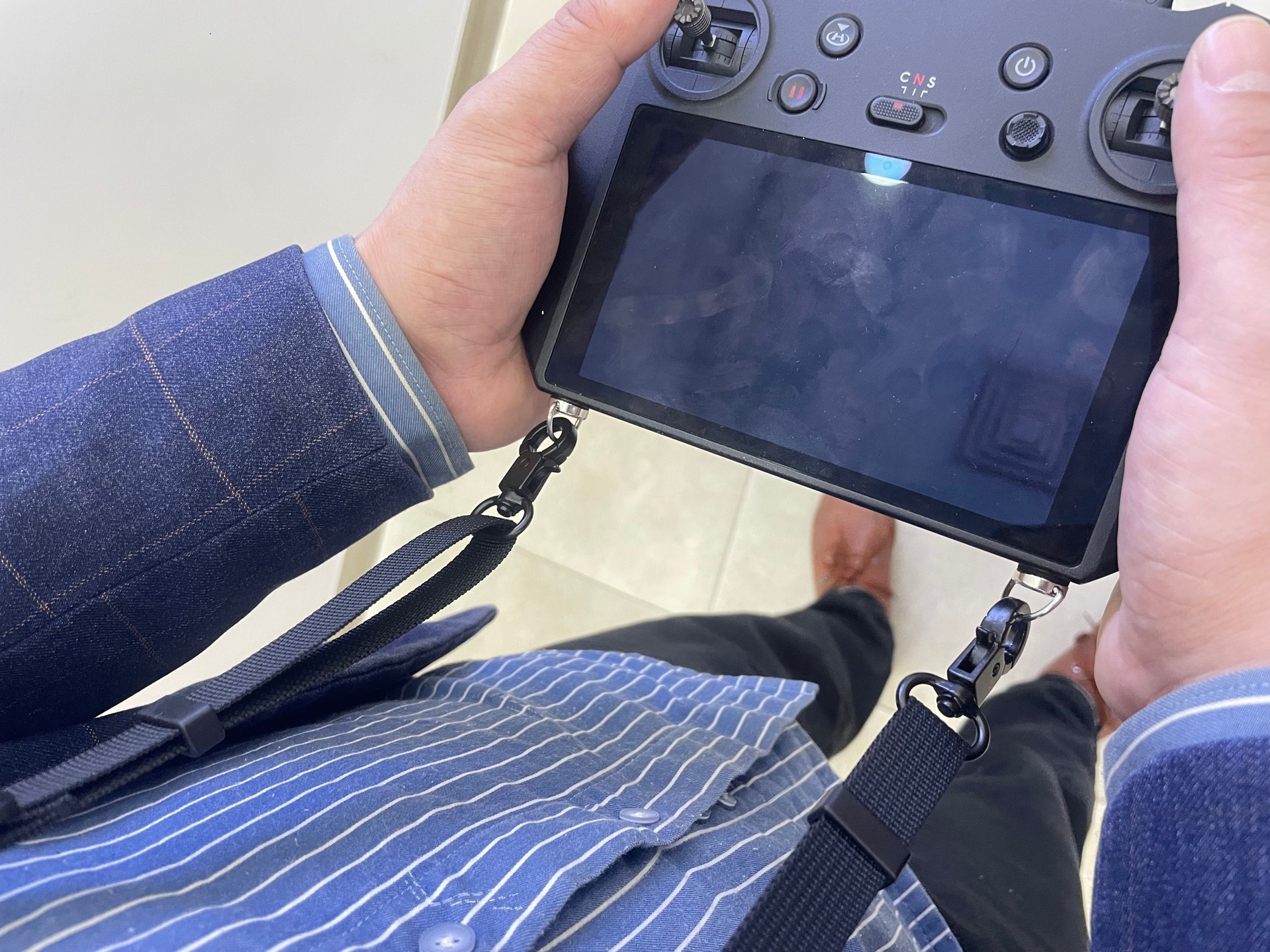 For DJI DJI with screen remote control lanyard strap sling Royal air2/mini2 Royal 3FPV universal lanyard