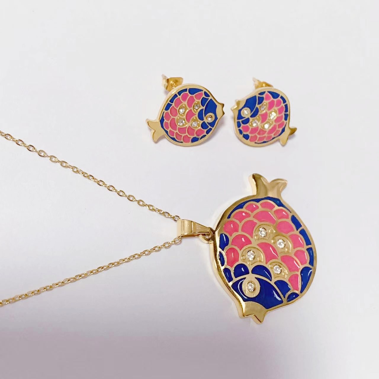 Titanium Steel Color-Preserving Necklace Clavicle Chain Women's Elegant Fashion High-Quality New Necklace Earrings Set Family