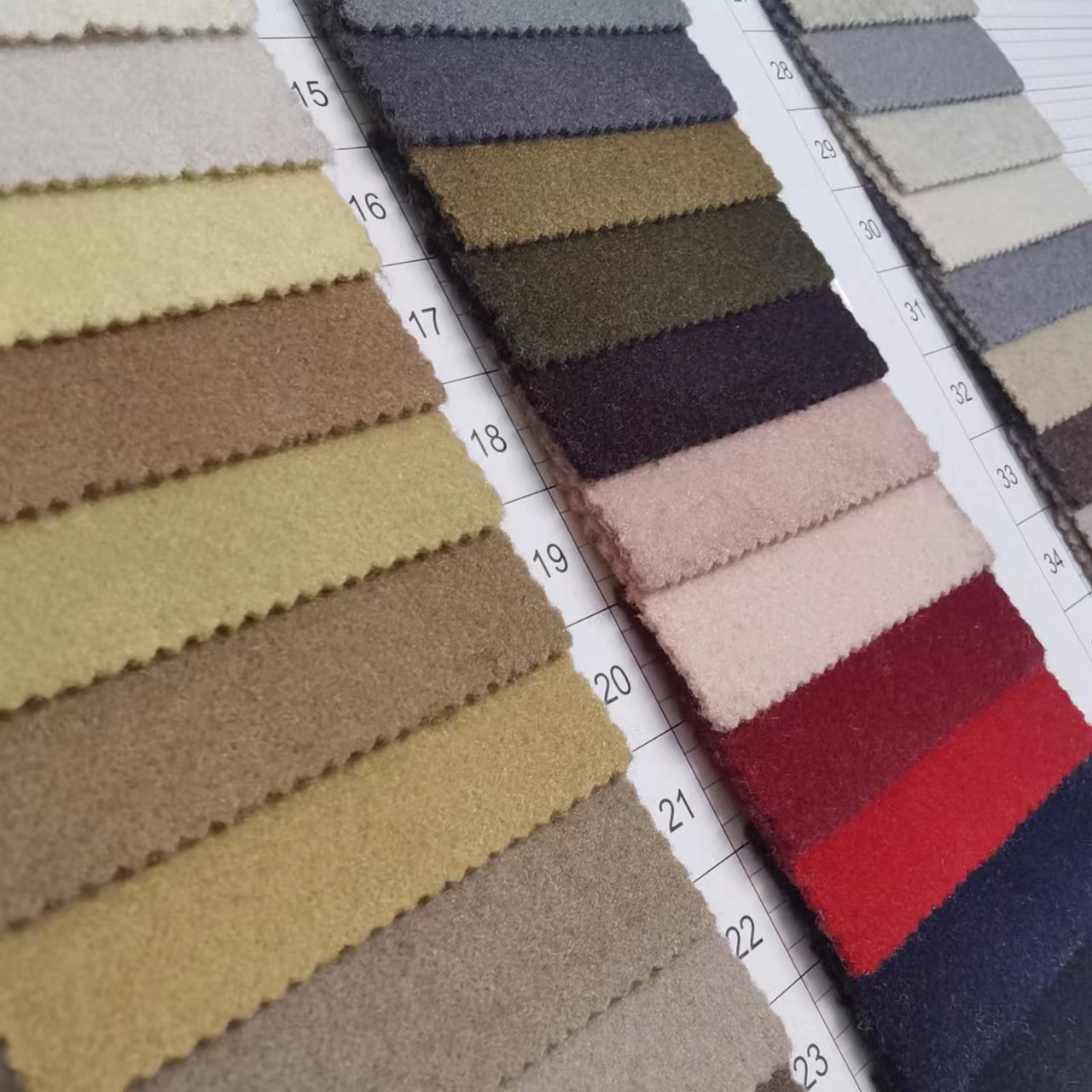 Dragon and Phoenix Polyester Fiber Cloth Autumn and Winter Thickeneded Outwear Outwear Casual Wear Woolen Woolen Fabric in Stock