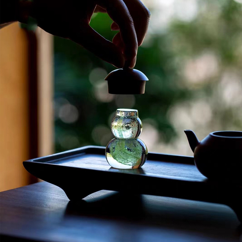 Crystal Glass Fluorescent Lid Set Small Gourd Cover Home Creative Teapot Small Ornaments Cover Bowl Tea Pet Tea Table Cover