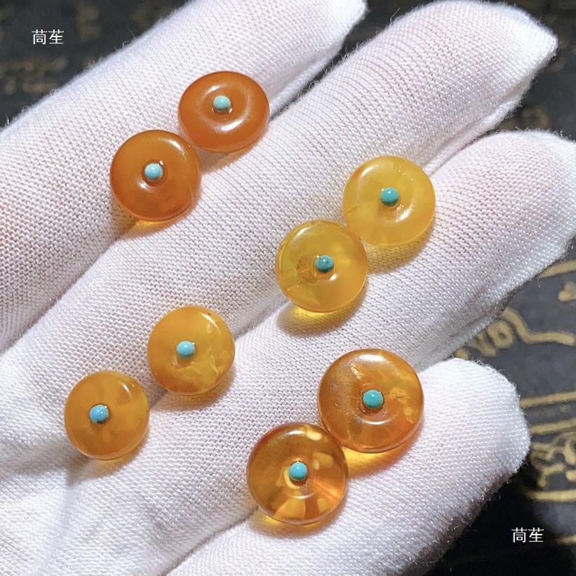European New Old Beeswax Cake Earrings S925 Earrings Retro Versatile Features Daily Women's Models