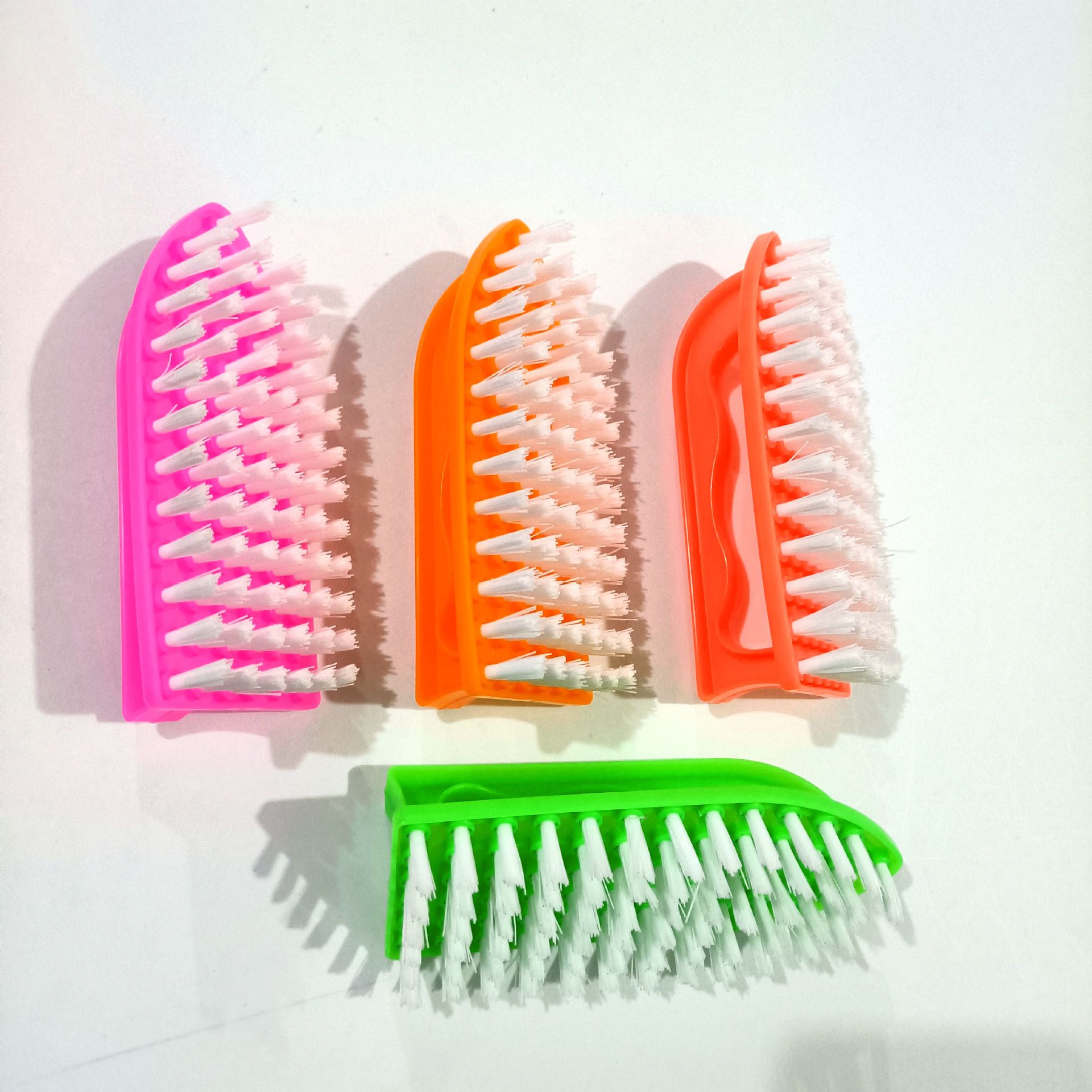 Iron Shoe Brush, Square Brush, Laundry Brush, Clothes Brush, Plastic Clothes Brush, Cleaning Brush, Home Daily Use 1 Yuan Supply