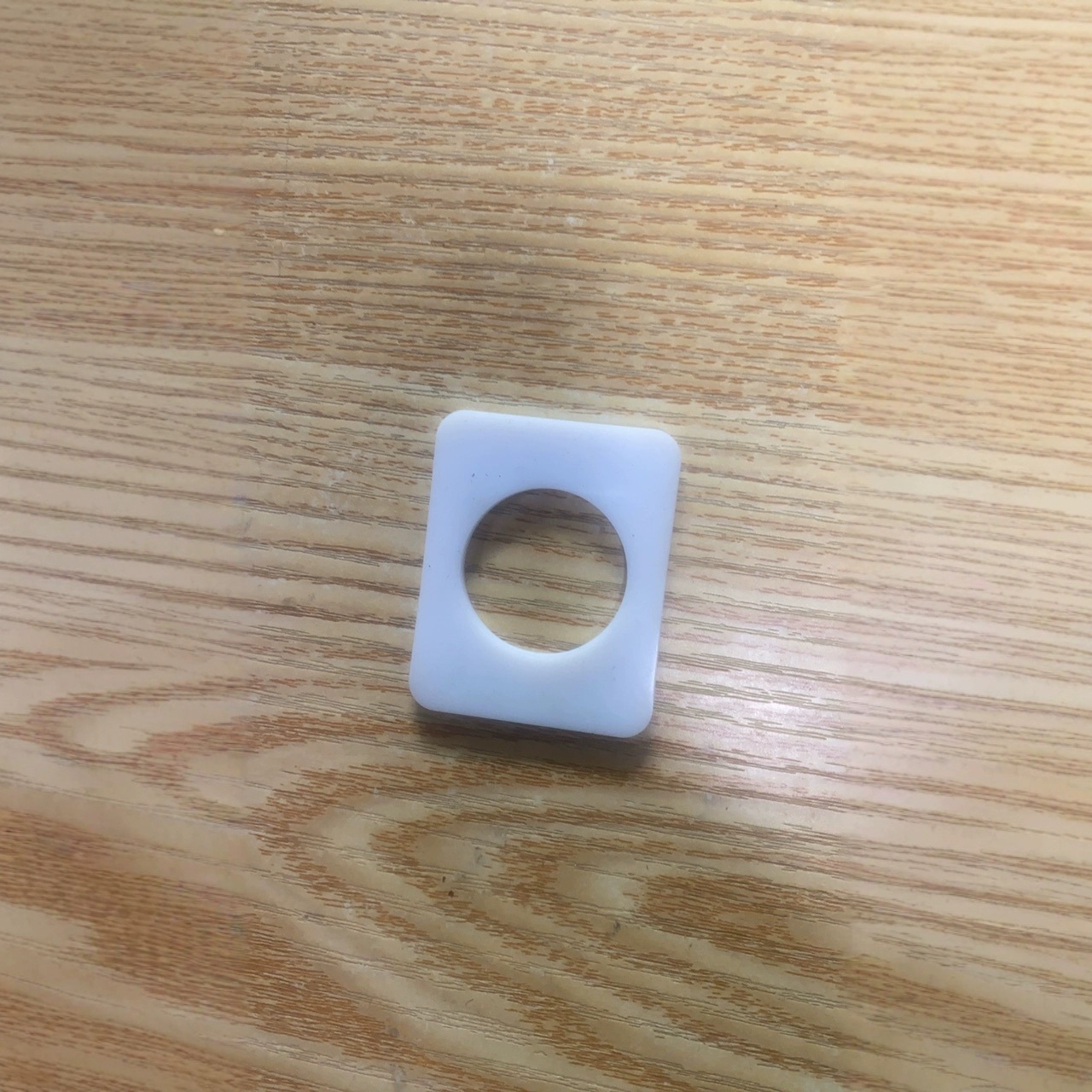 Белый силиконовый противоскользящий лист для пленки часов