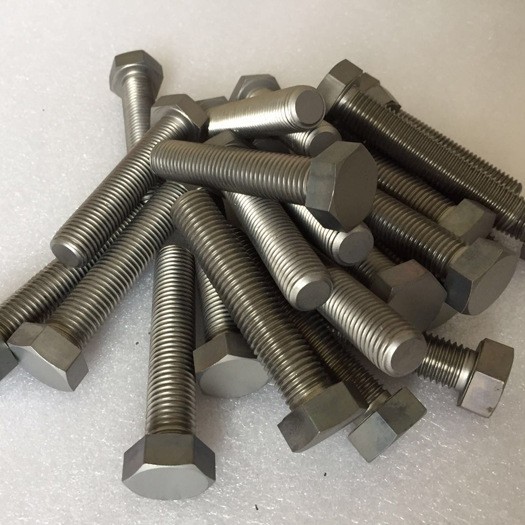 Manufacturer Supplies 702 Zirconium Screws, High Screw Rods, Forged Bright Zirconium Bolts, Zirconium Standard Parts with Excellent Batch Prices