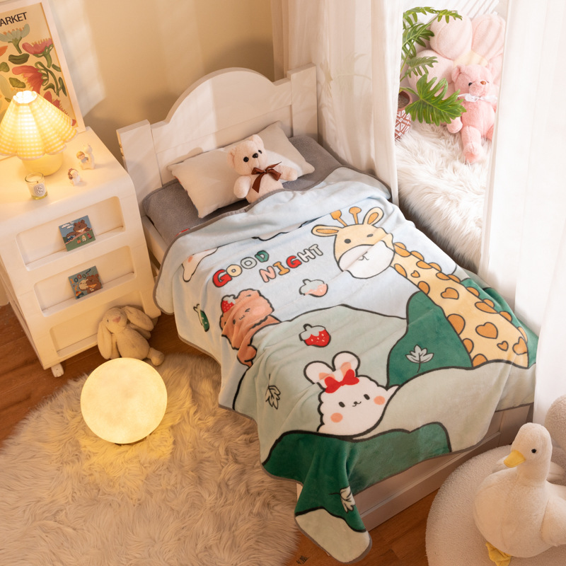 Cross-border popular strawberry bear children's blanket single-layer cartoon flannel blanket Hello Kitty coral fleece blanket wholesale