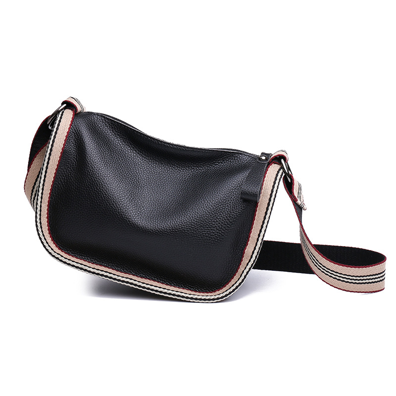 Foreign Trade Supply Bag Women's New Style Pebbled Wide Shoulder Strap Single Shoulder Crossbody Women's Internet Celebrity Live Broadcast Small Square Bag