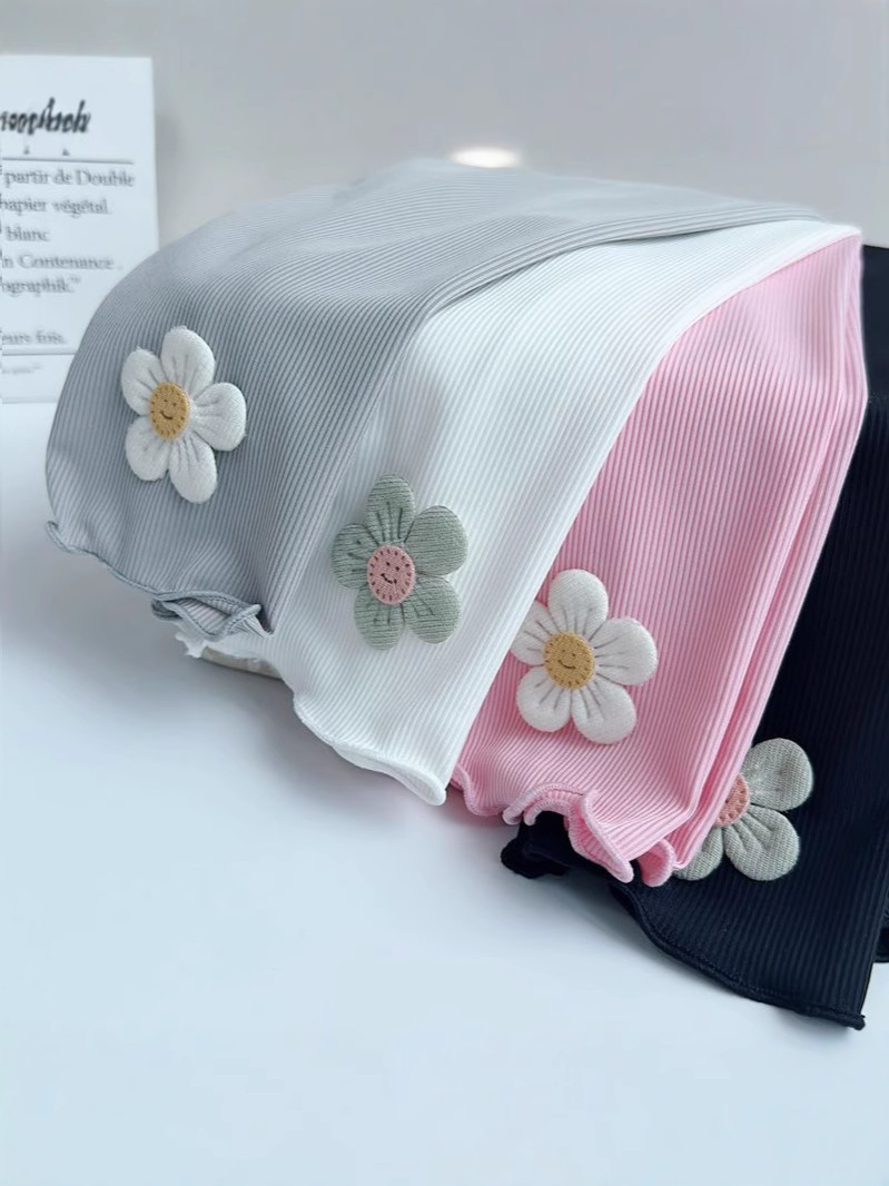 Girls' Summer Thin Leggings Children's Ice Silk Capri Pants for Toddlers and Young Children Ultra-Thin High-Elasticity Wearable Pants for Summer