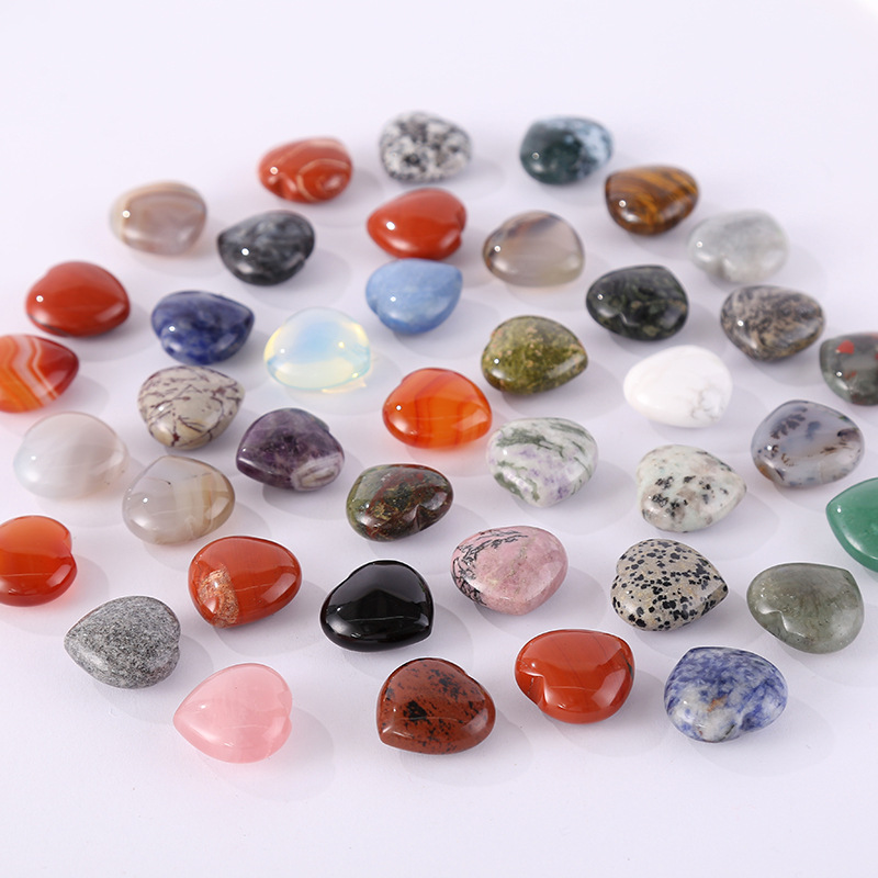 Love Natural Stone Gemstone Crafts Heart-Shaped Crystal Agate DIY Jewelry Accessories Jade Pendant Ornaments Wholesale
