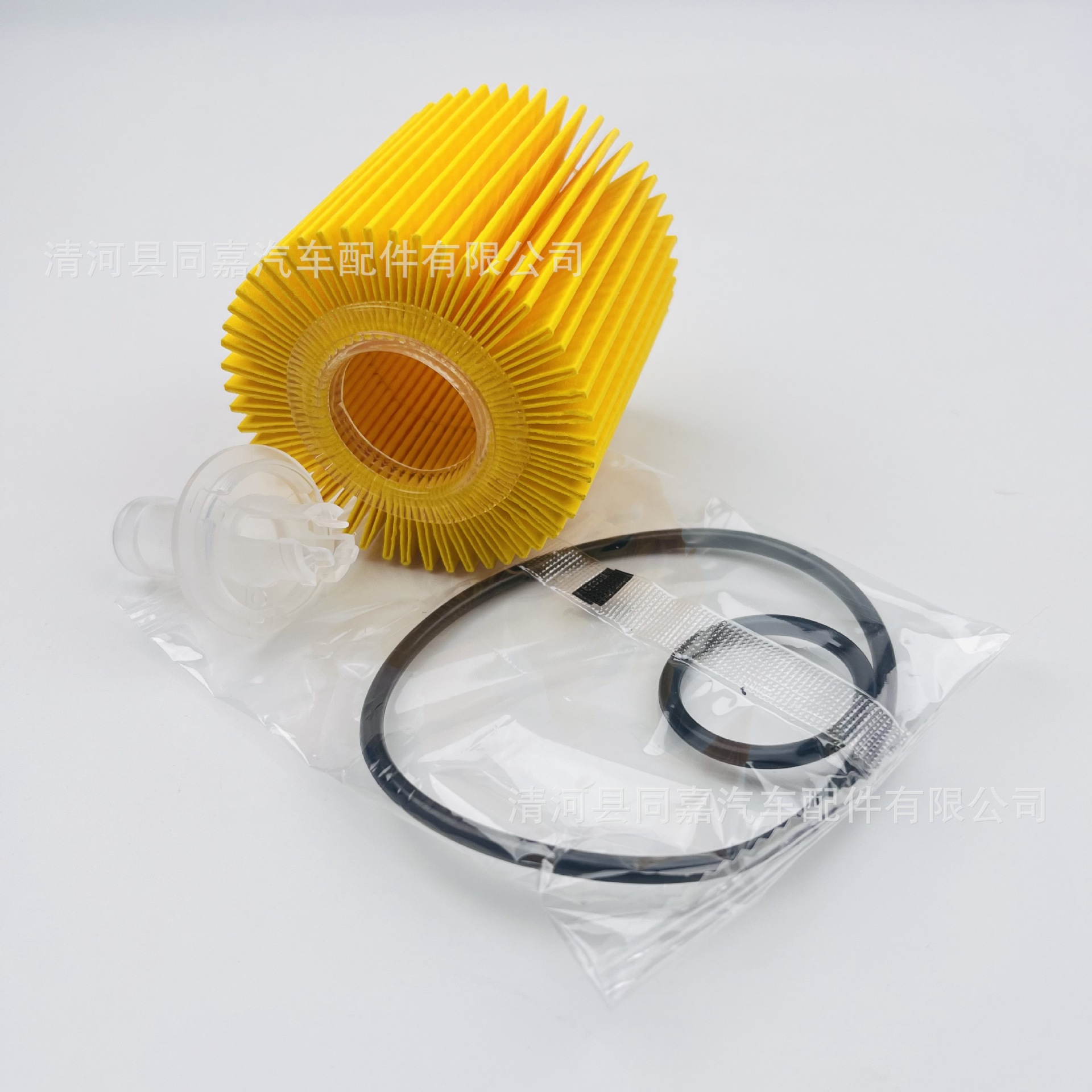 Compatible with RAV4 Highlander 2.5les200 Camry Sena oil filter 04152-31090