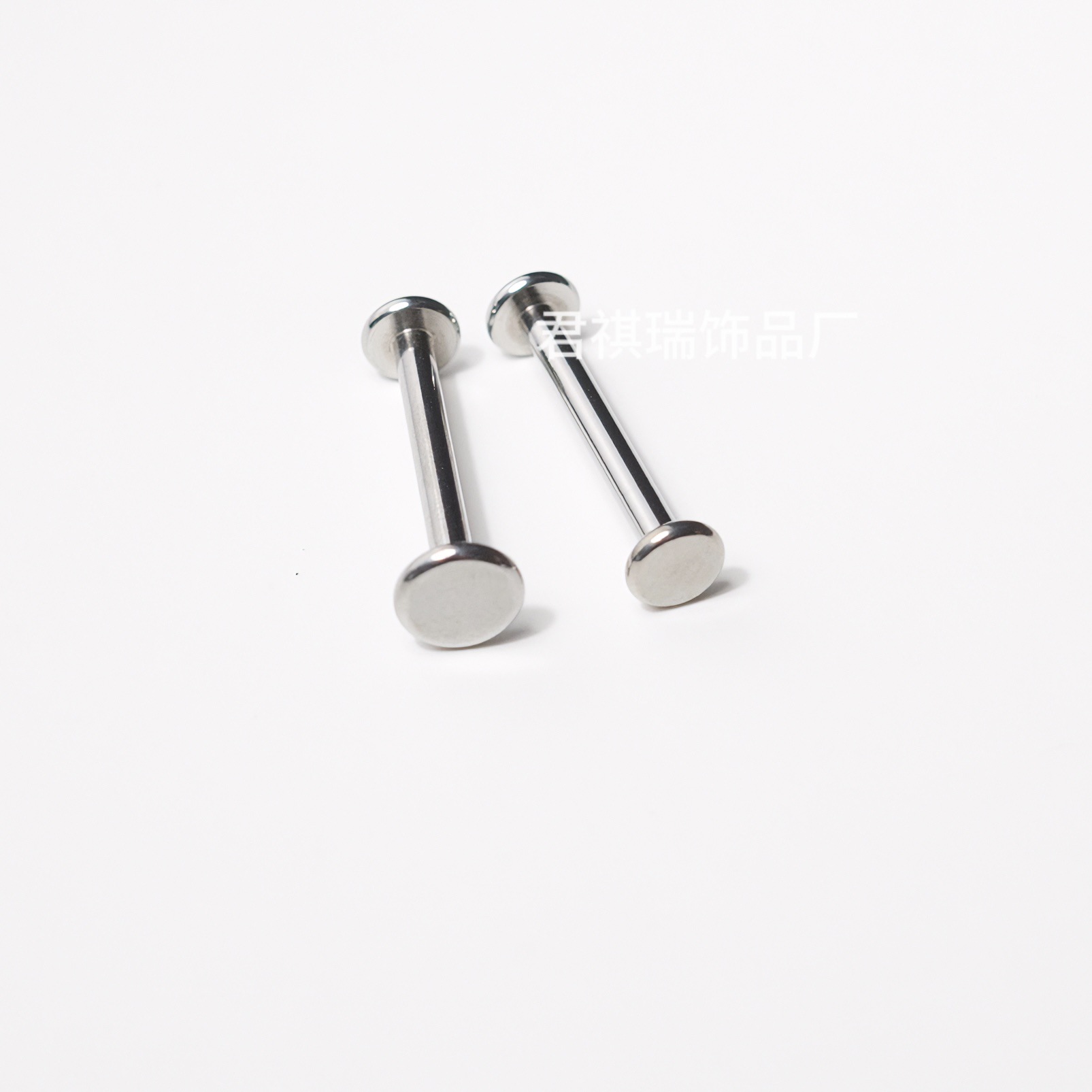 Junqirui Jewelry Factory Flat Bottom Tongue Nail Internal Thread Tongue Nail Tongue Ring Tongue Nail Comfortable Double Flat Bottom Tongue Nail