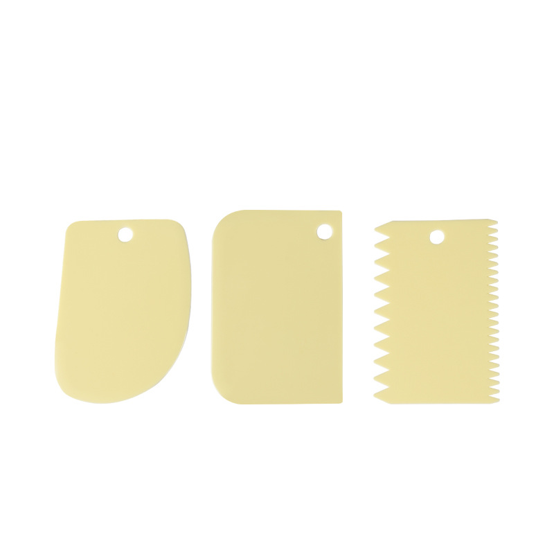 Cake cream scraper PP tooth-shaped scraping spatula scraping rice rolls cut noodles three-piece scraper baking plastic scraper