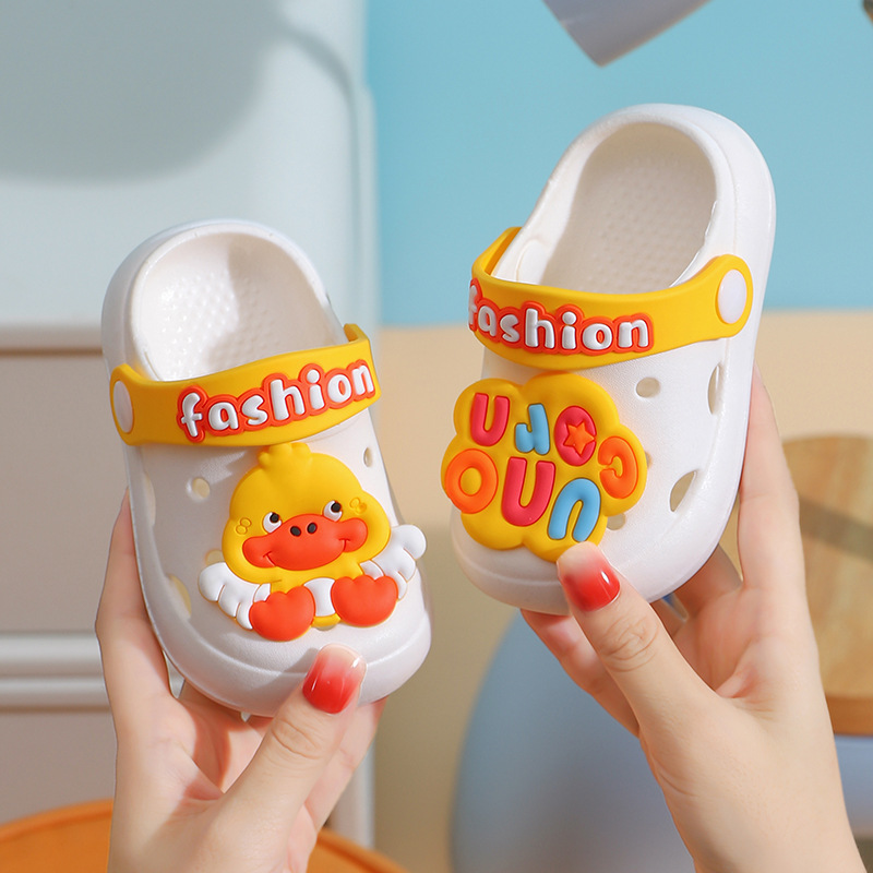 Children's Slippers New Cartoon Hole Shoes Men's Baby Slippers Home Wear Soft Bottom Non-slip Sandals for Boys and Girls